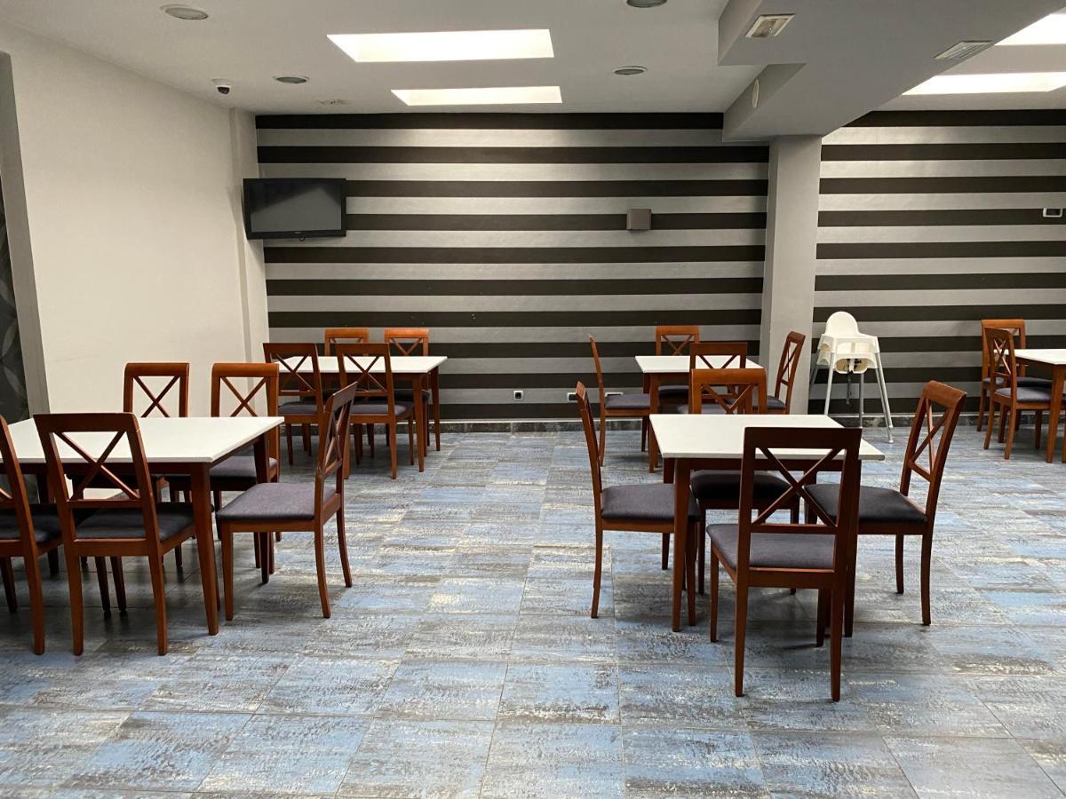 Duerming Longoria Plaza Hotel 奥维耶多 外观 照片