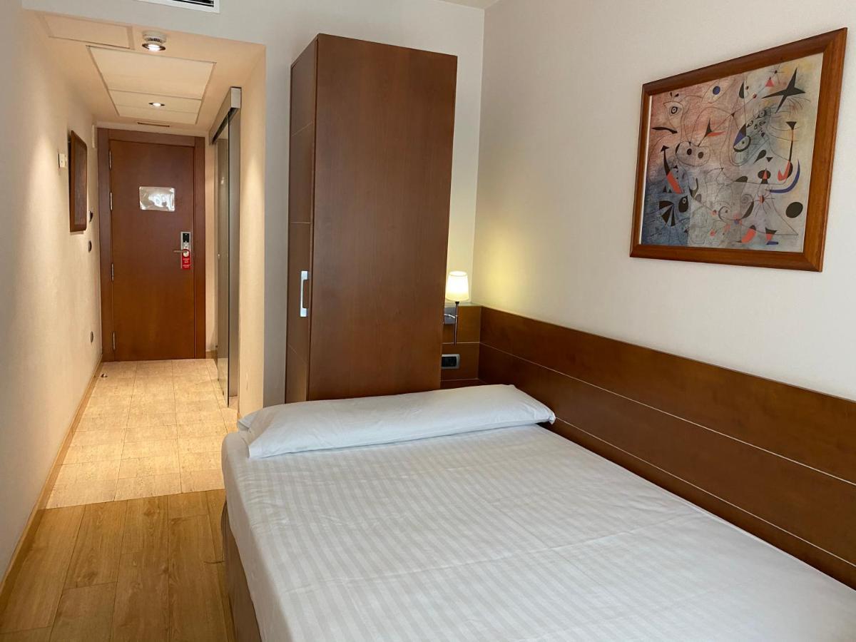 Duerming Longoria Plaza Hotel 奥维耶多 外观 照片